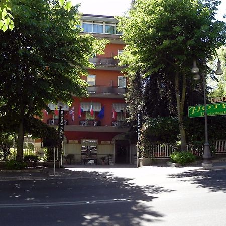 Hotel Villa Robinia Genzano di Roma Buitenkant foto