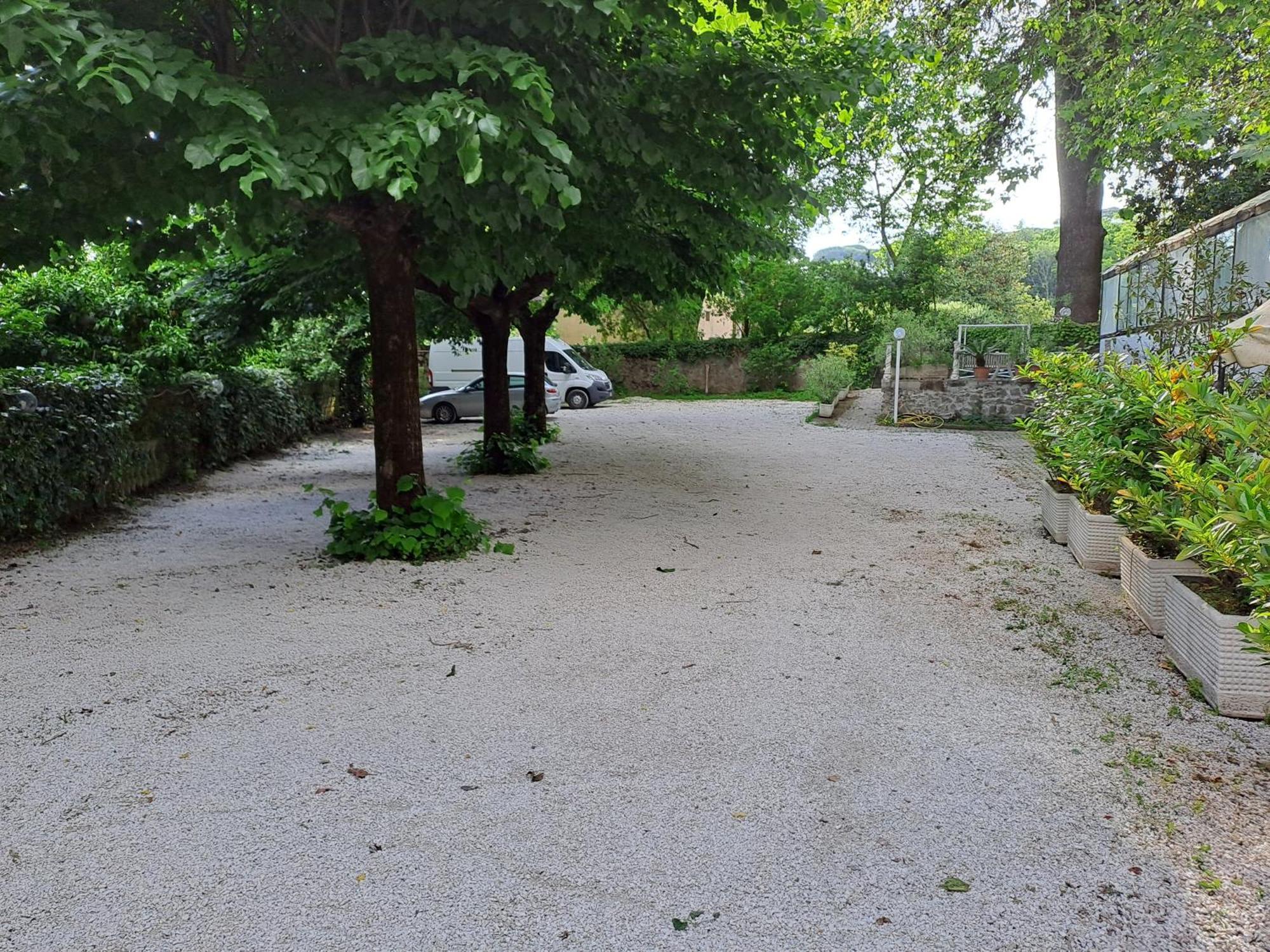 Hotel Villa Robinia Genzano di Roma Buitenkant foto