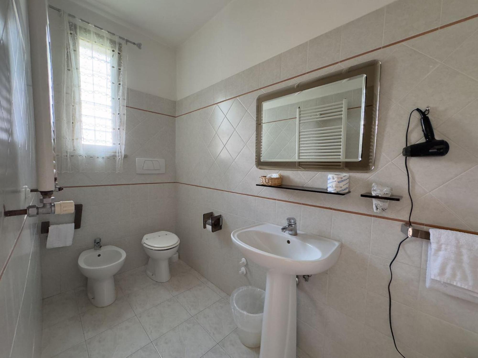Hotel Villa Robinia Genzano di Roma Buitenkant foto
